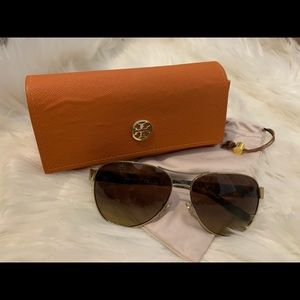 Tory Burch T-logo sunglasses
